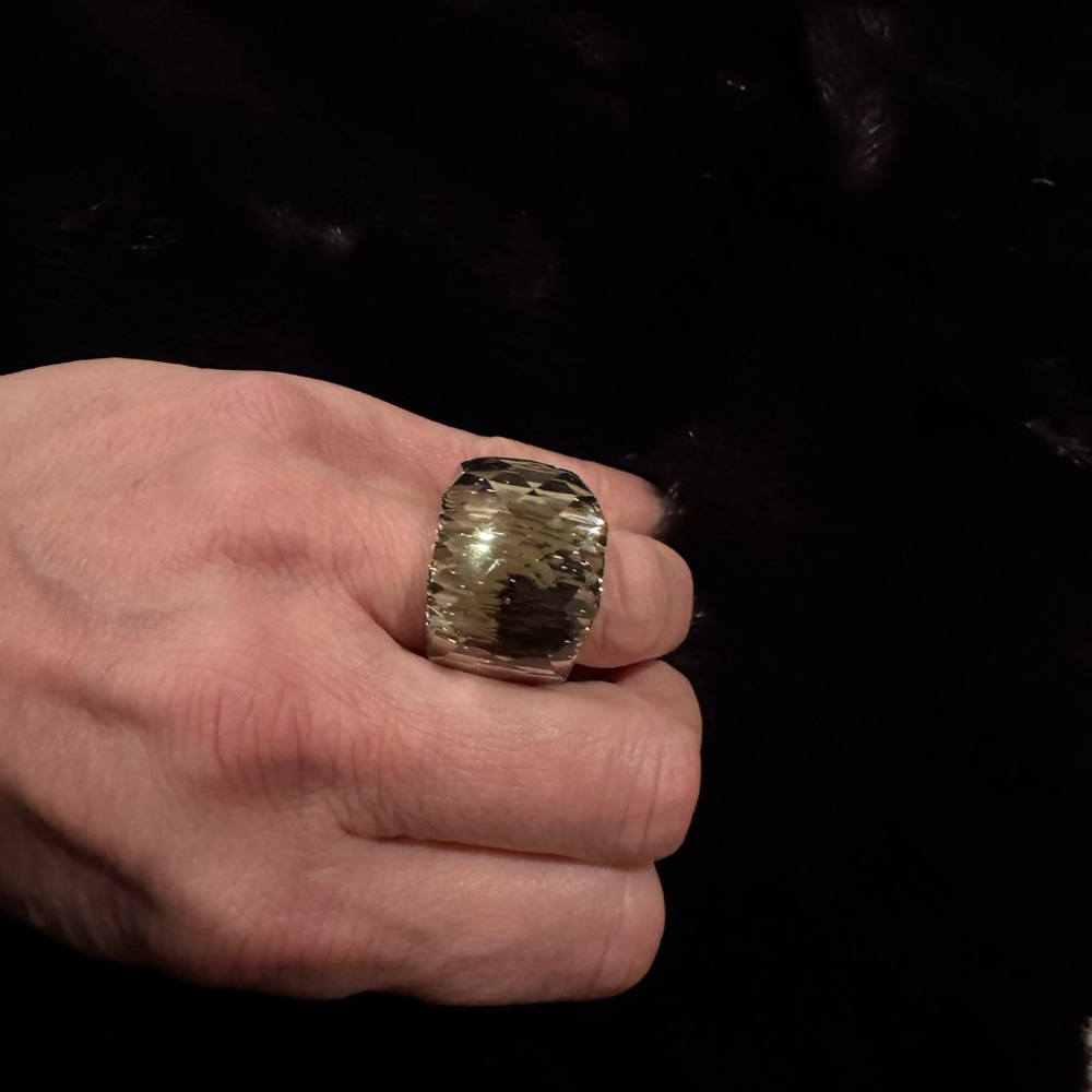 Swarovski black & silver cocktail ring(size 5)